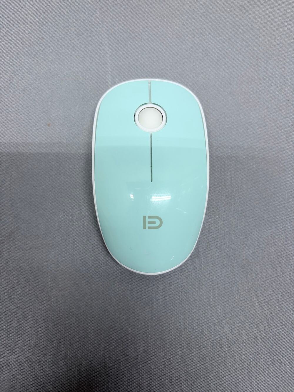 Fude Forter V8 Wireless Mouse Silent Click Mint Green White with USB Dongle